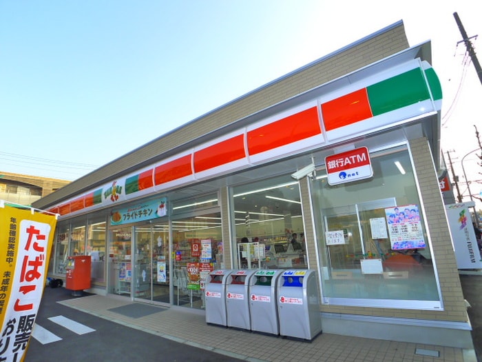 サンクス(コンビニ)まで150m ＧＲＡＮＤ　ＰＩＬＩＥＲ