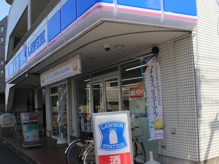 ローソン吉祥寺南町店(コンビニ)まで110m ＬａＣａｓａ　Ｍａｅｓｔｏｓａ