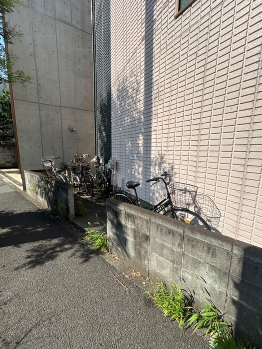 駐輪場 ベルメゾン