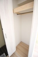 収納 サンスリ－本町