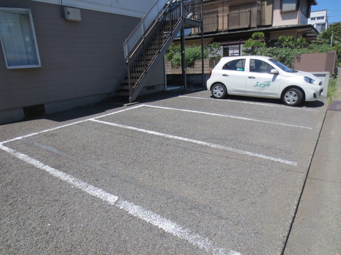 駐車場 ヴィレッジコマ