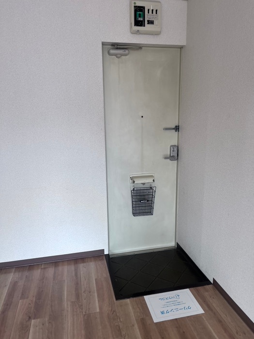 玄関 ヴィレッジコマ