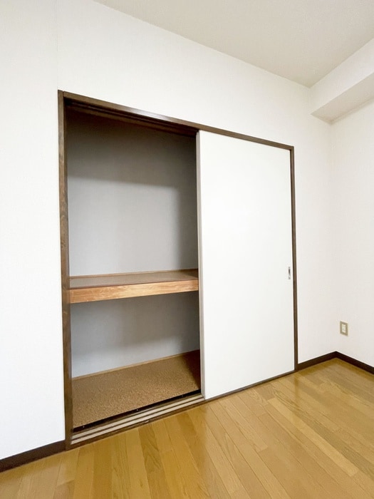 収納 ウィンドコ－ト松波