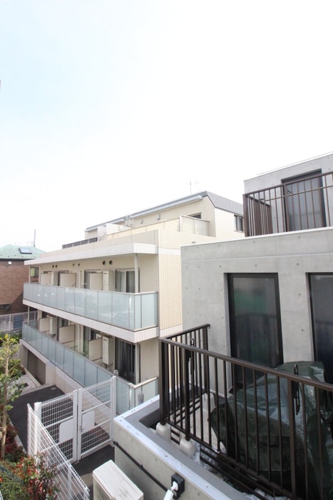 室内からの展望 PASEO都立大学 North