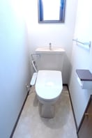 トイレ 二ツ木戸建