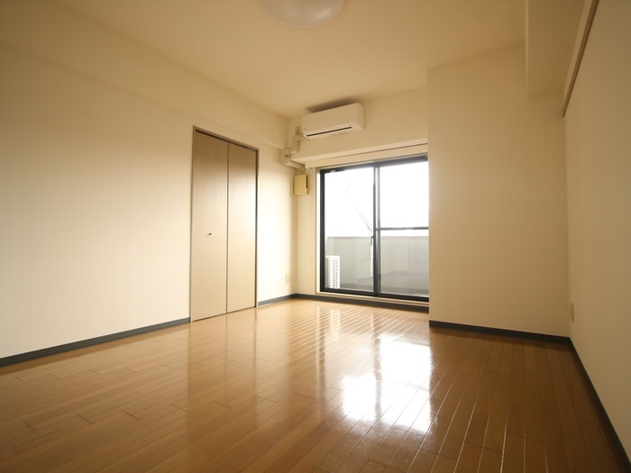 居室 ホワイトヒルズサカイノ