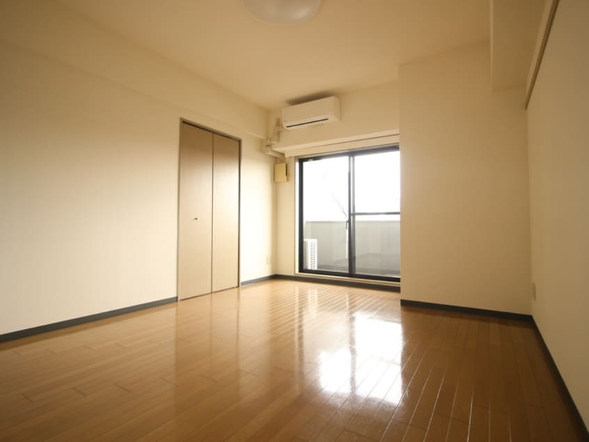 居室 ホワイトヒルズサカイノ