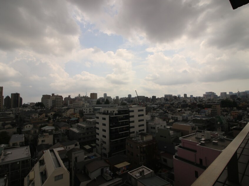 室内からの展望 ホワイトヒルズサカイノ