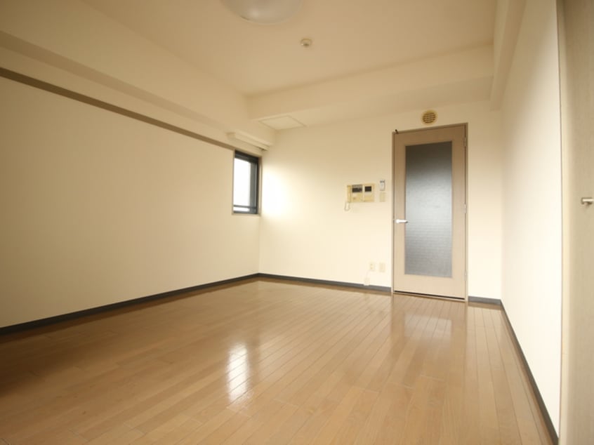 居室 ホワイトヒルズサカイノ