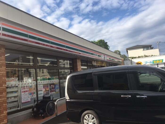 セブンイレブン 世田谷千歳郵便局前店(コンビニ)まで164m エフティ経堂