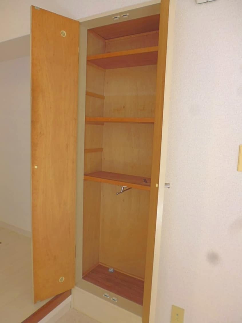 収納 コ－ポ山下