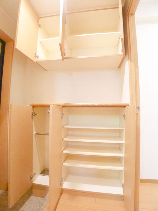 靴箱 メイクスＦ棟