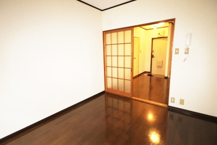 居室 三枝マンション