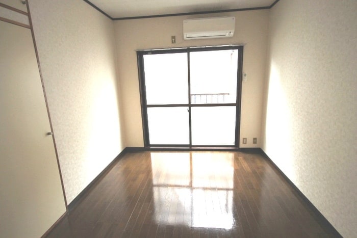 居室 三枝マンション