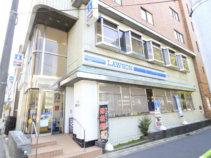 ローソン 江戸川橋駅前店(コンビニ)まで210m ウェルスクエアイズム文京小日向