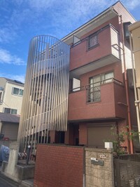 エレガンスハイツ８