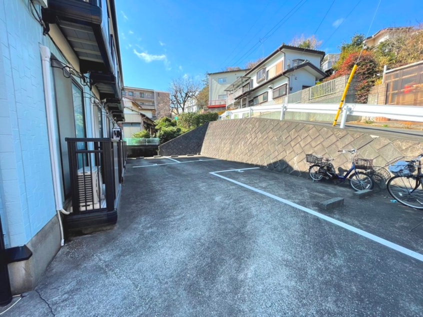 駐車場 メゾンウィング