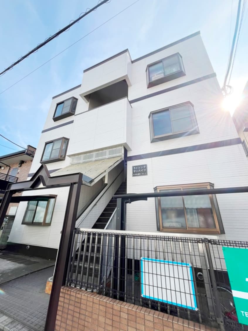 外観写真 ライジングサンハイツ