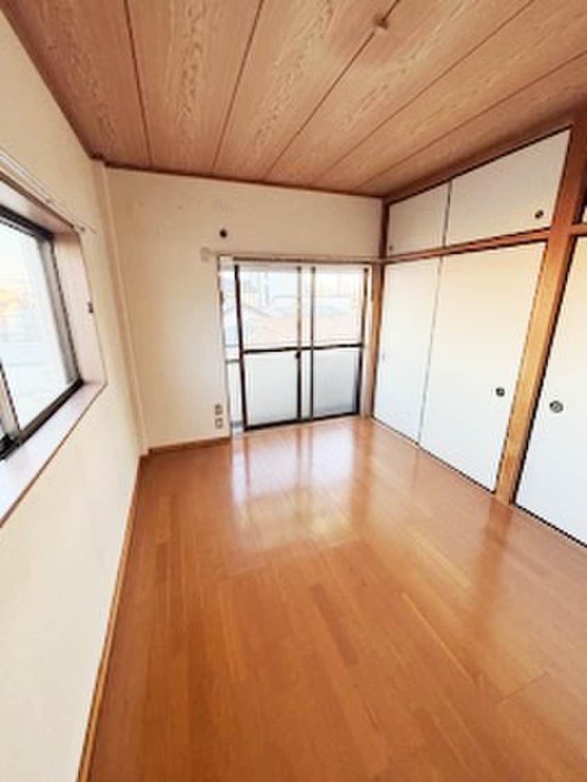 居室 ライジングサンハイツ