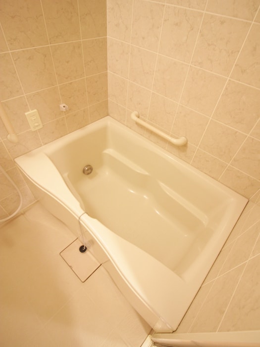 バス／シャワールーム等 ロイヤルパ－ク多摩川２番館