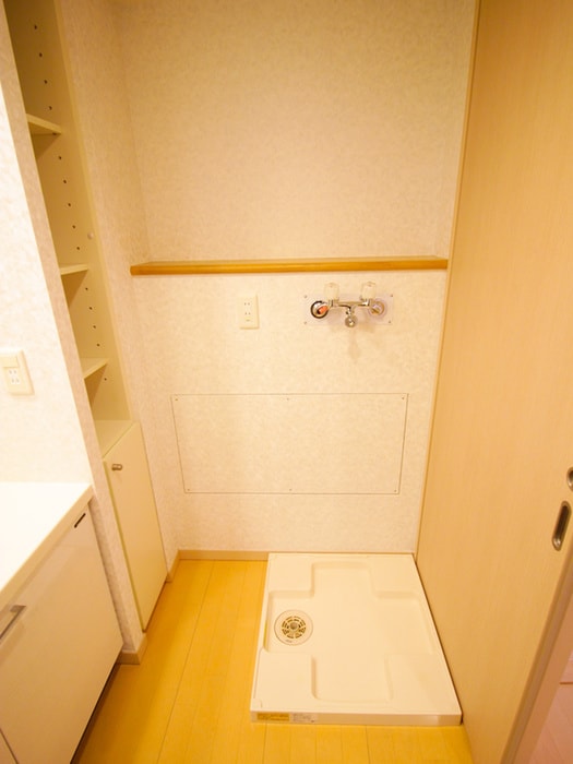 洗濯機置場 ロイヤルパ－ク多摩川２番館