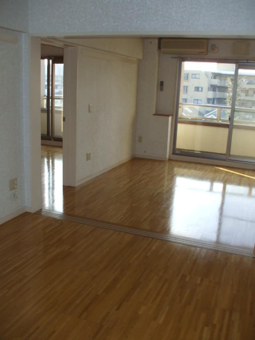 内観写真 ロイヤルパ－ク多摩川