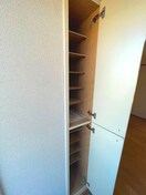 靴箱 メゾンド戸塚