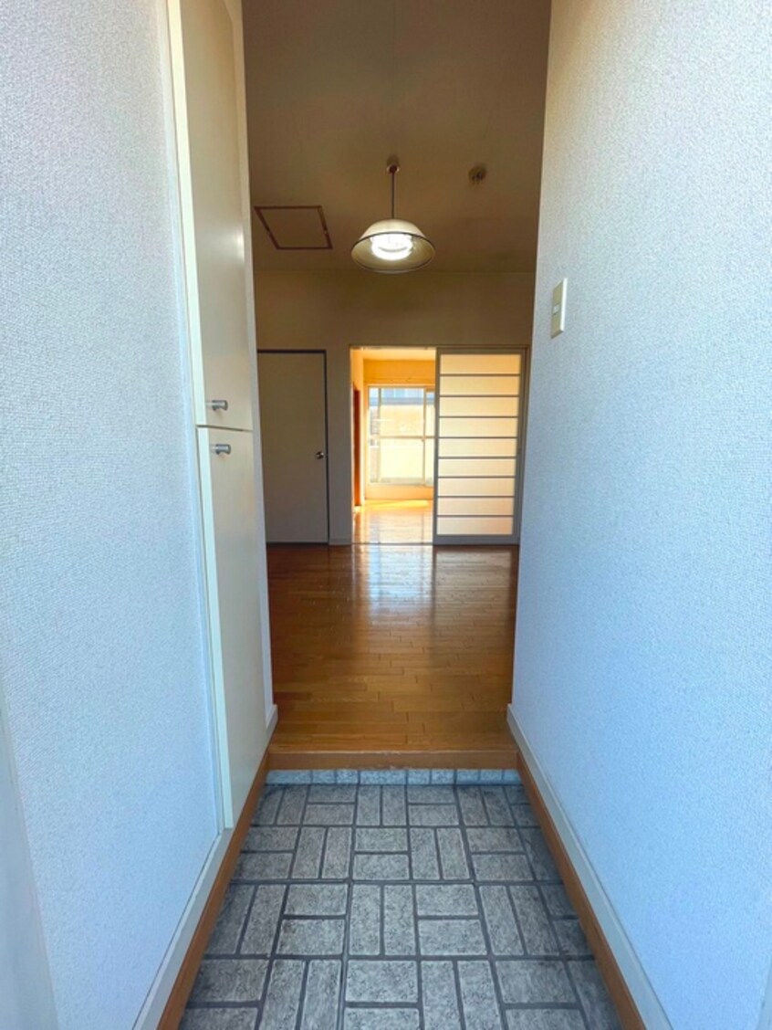 玄関 メゾンド戸塚