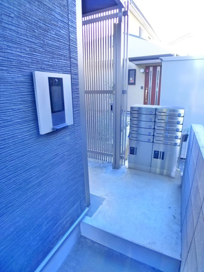 エントランス部分 カインドネス新秋津