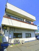 本町公園ビルの外観