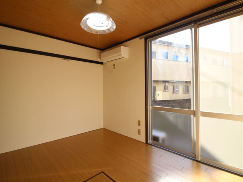 居室 常楽ハイツ１号棟