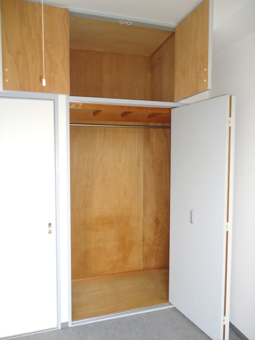 収納 ｸﾞﾘ-ﾝｳｯﾄﾞ新百合ヶ丘（４０３）