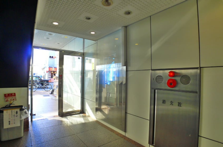 エントランス部分 東陽ビルディング