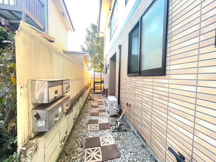 エントランス部分 ガーデンSAZU