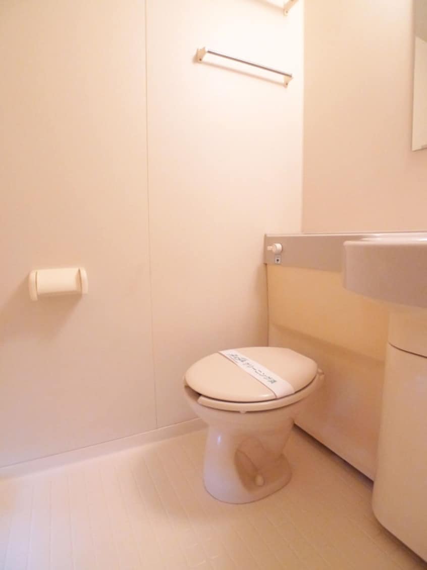 トイレ ラ・メゾンＭ２