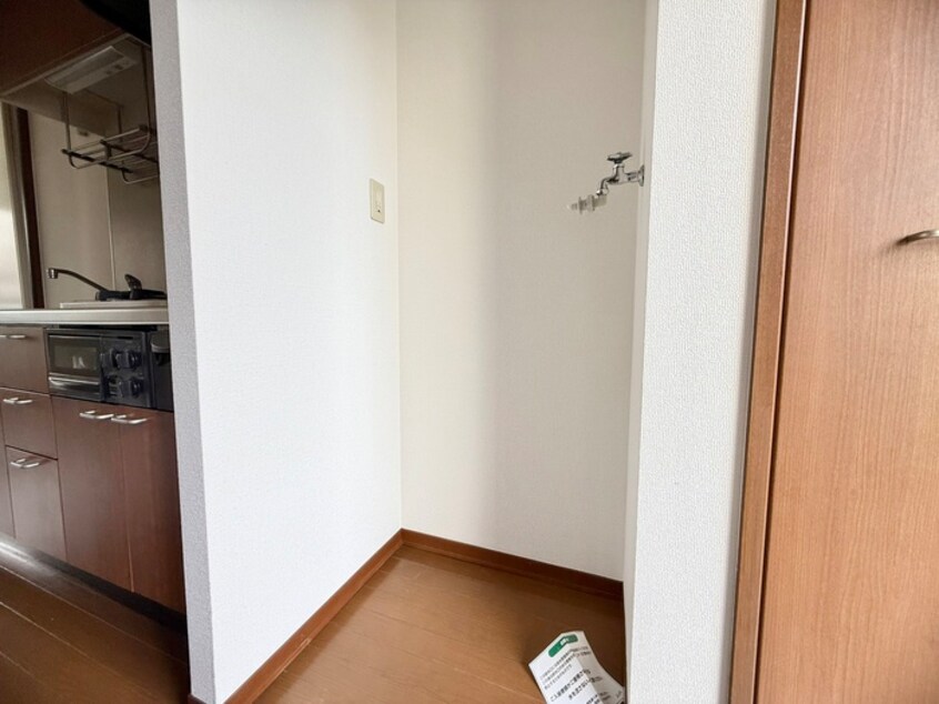 洗濯機置場 ドミ－ル藤