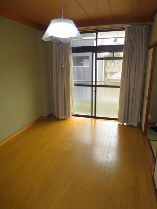 居室 マンション釜鳴