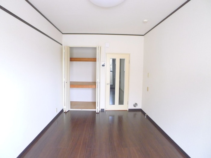 居室 アルファネクスト上本郷