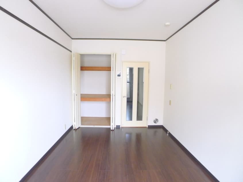 居室 アルファネクスト上本郷