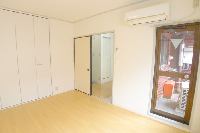 居室 すみれビル