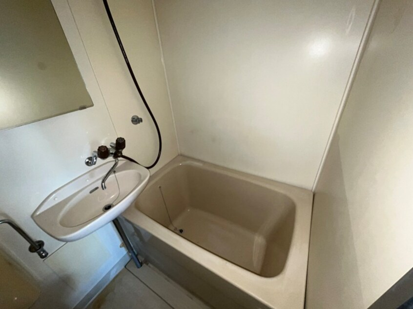 バス／シャワールーム等 ミナトハイツ第1