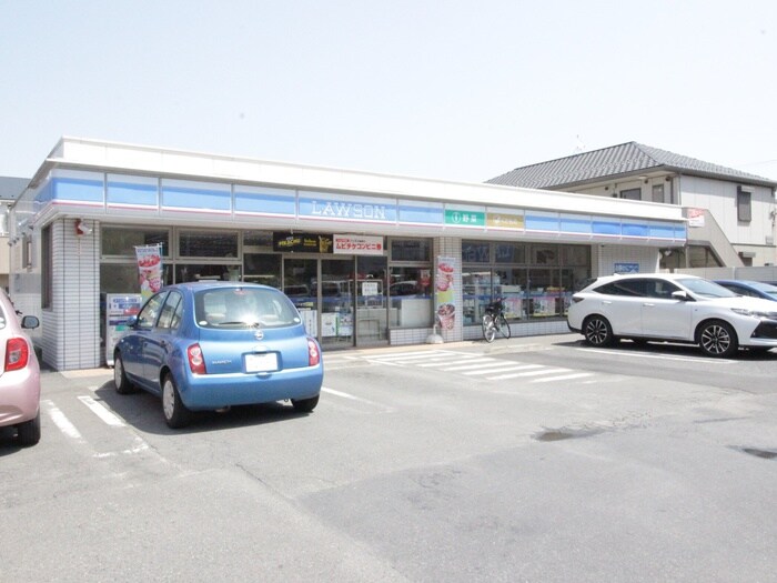 ローソン 港北鳥山町店(コンビニ)まで850m ミナトハイツ第1