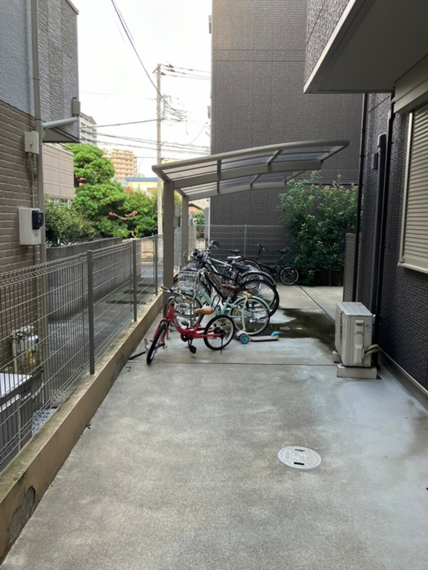 駐輪場 ヌーベルバーグ大山