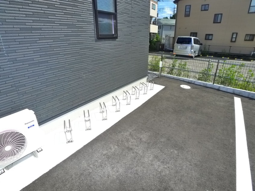 駐輪場 シュシュ宮崎町