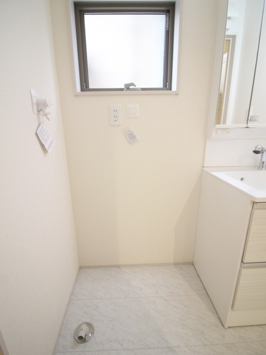 洗濯機置場 ﾏｲﾎｰﾑﾈｸｽﾄ三郷戸ヶ崎Ⅶ