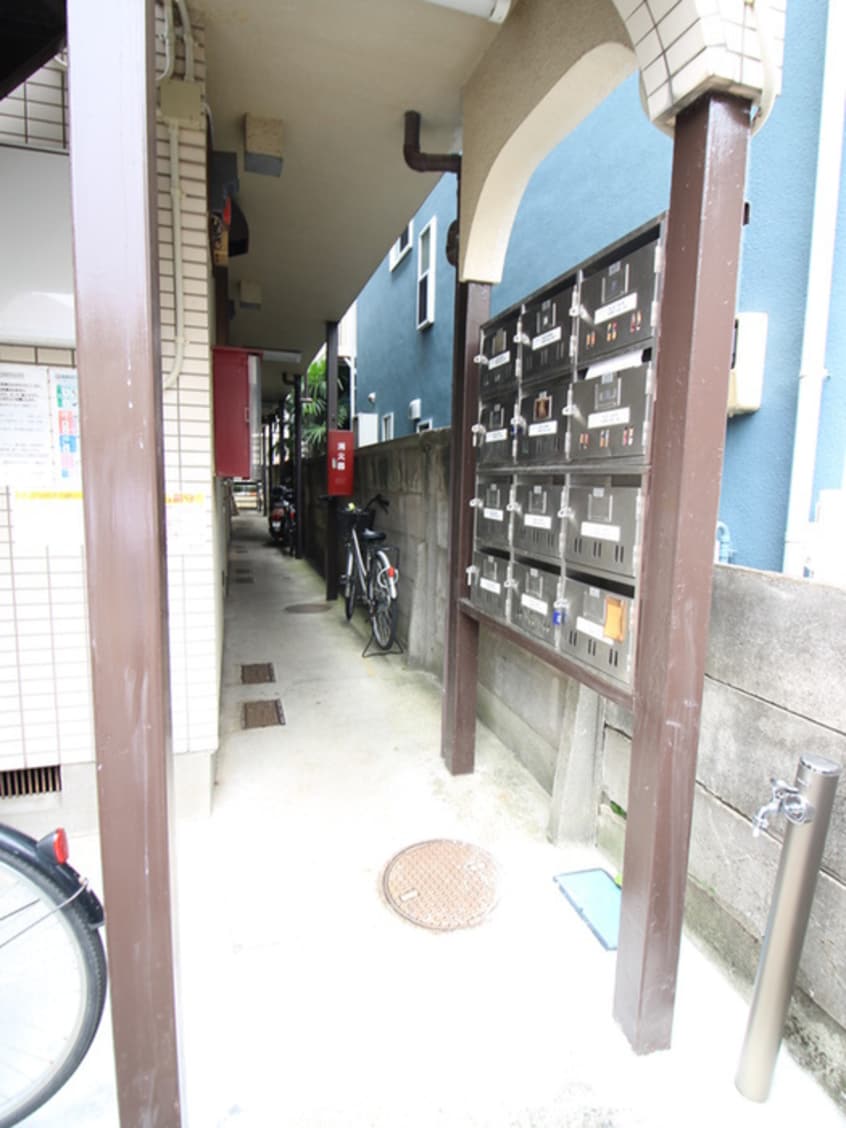 エントランス部分 ジャルダンムトー