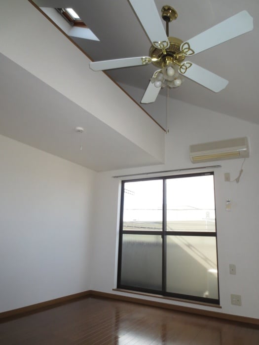 居室 コニファーガーデン北烏山