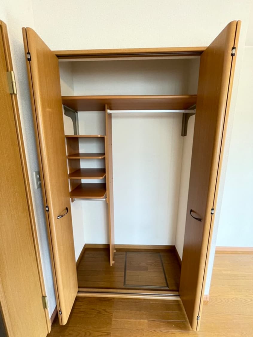 収納 コニファーガーデン北烏山