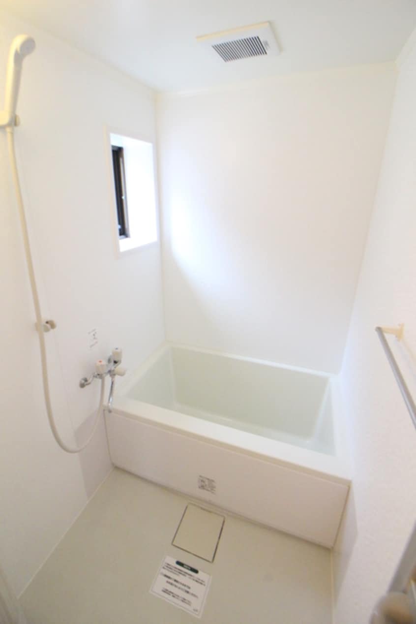 バス／シャワールーム等 サンハウス２