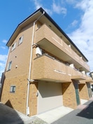 ワイアンドエステラスの外観